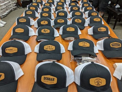 drop shipping of customized hats to customers